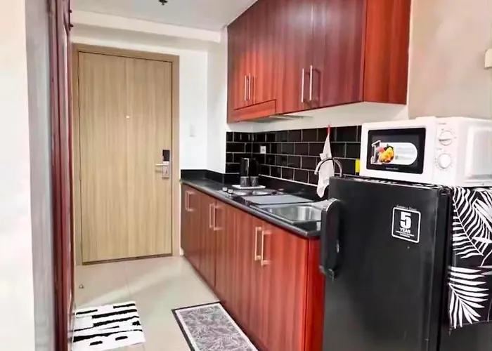 Apartahotel Modern Industrial Unit Near Moa *