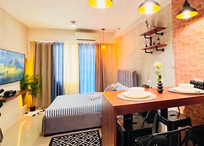 Apartahotel Modern Industrial Unit Near Moa