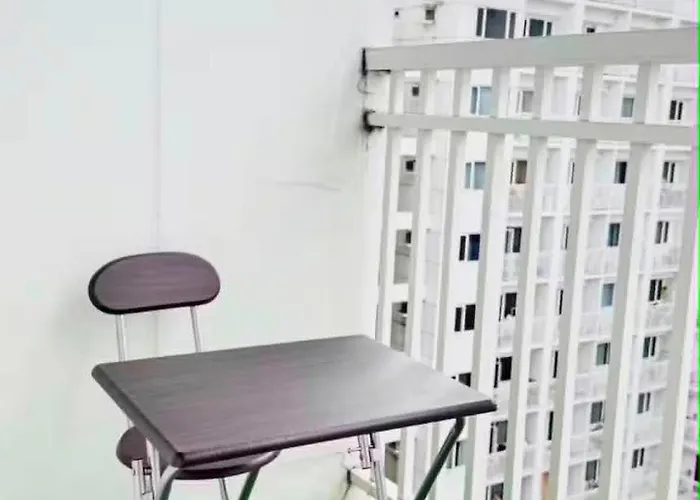 Apartahotel Modern Industrial Unit Near Moa Manila